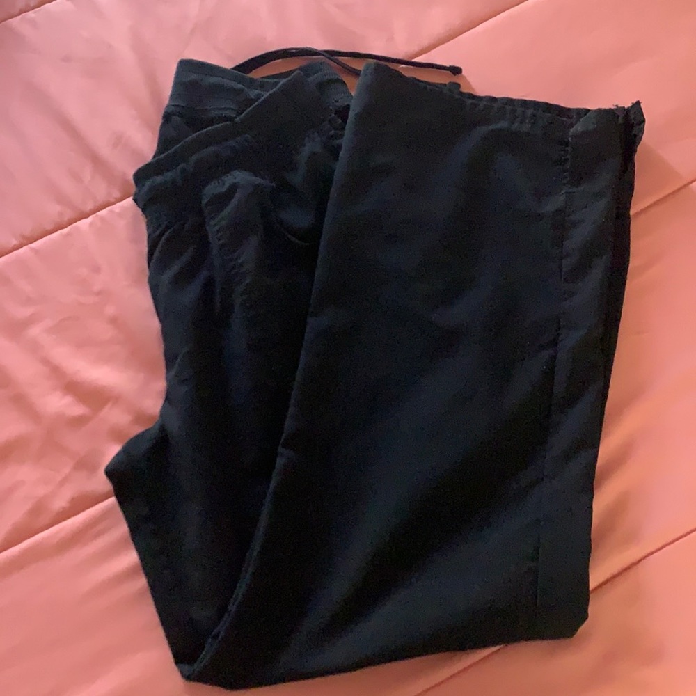 Black scrubs
